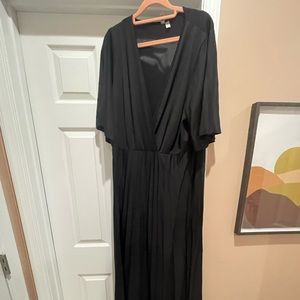 Black Maxi Flutter Sleeve Dress